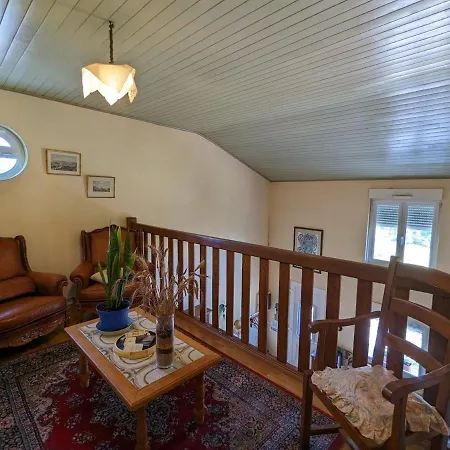 Maison De Charme Pres De Neufchateau Avec Jardin, Terrasse Et Jeux Exterieurs - Fr-1-589-163 * Saint-Ouen-les-Parey