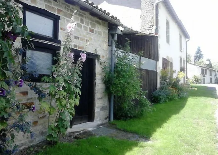 Maison De Charme Pres De Neufchateau Avec Jardin, Terrasse Et Jeux Exterieurs - Fr-1-589-163 *